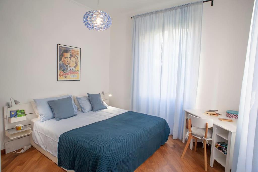 Bright And Comfy In A Beautiful Contemporary *