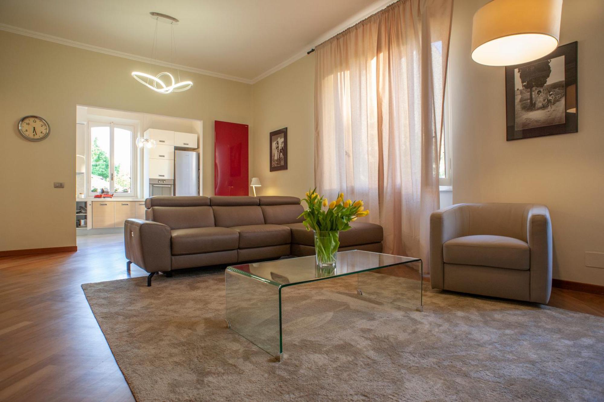 Bright And Comfy In A Beautiful Contemporary Appartement Milan