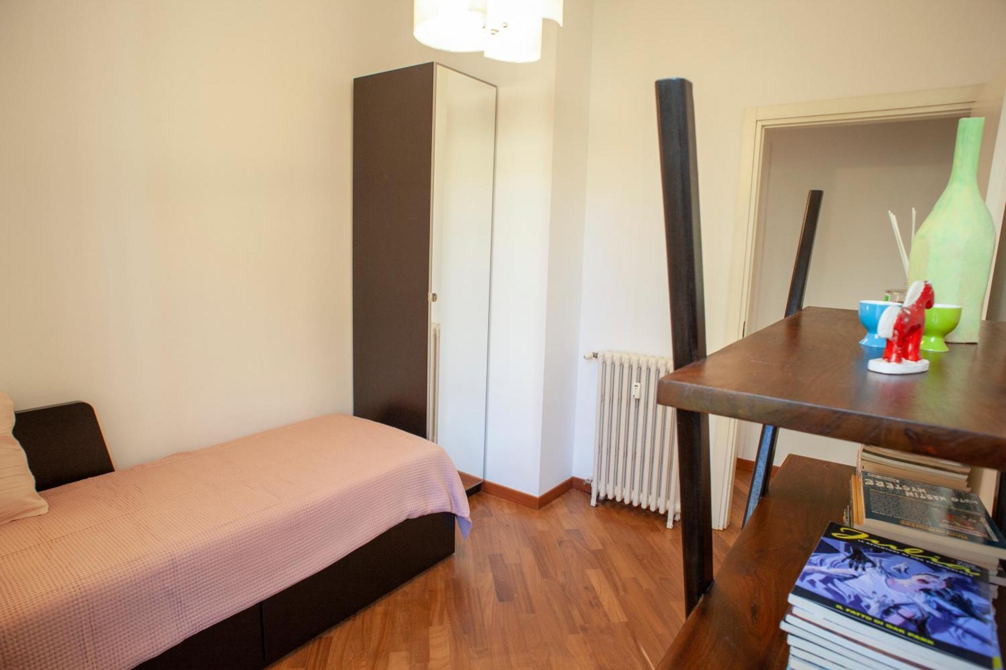Bright And Comfy In A Beautiful Contemporary *