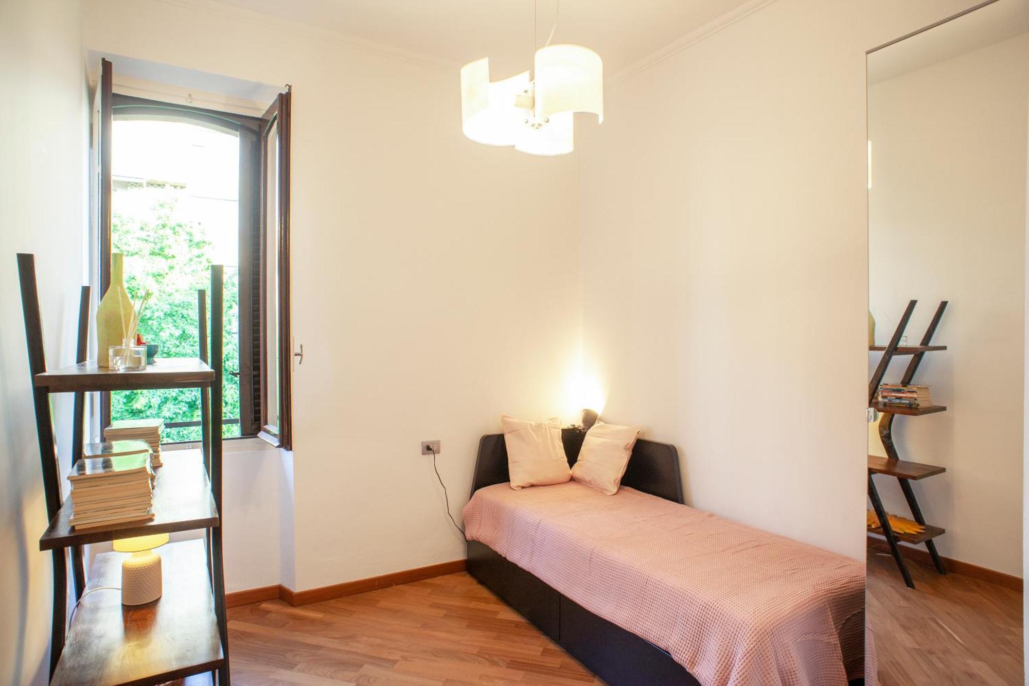 Bright And Comfy In A Beautiful Contemporary Appartement *